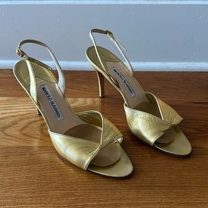 Manolo Blahnik gold slingback open toe sandals 1950s style size 39